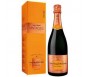 VEUVE CLICQUOT POSARDIN VINTAGE 2004 CHAMPAGNE 75